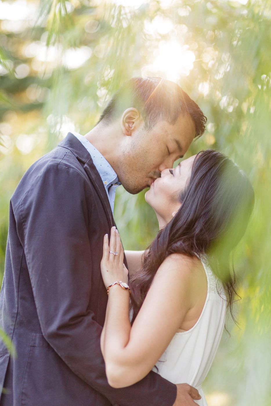 Jasmine and Carlos – A Beautiful Milliken Park Engagement